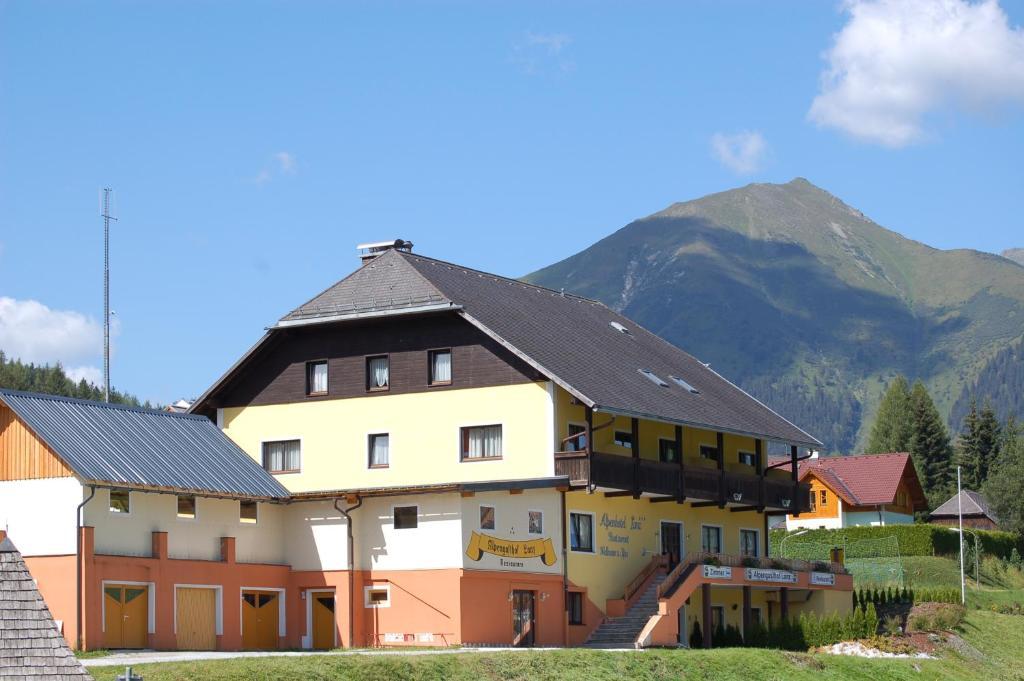 Alpenhotel & Aparthotel Lanz Hohentauern Exterior photo
